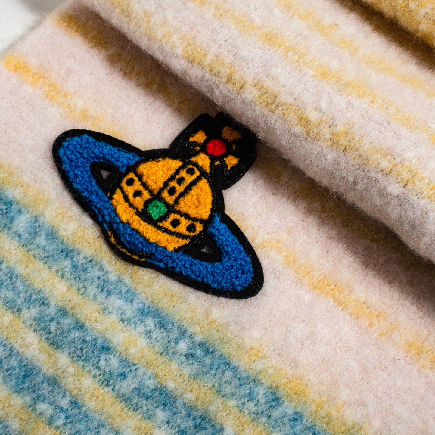 Quzmar-- 10% Wool  Vintage Striped Scarf